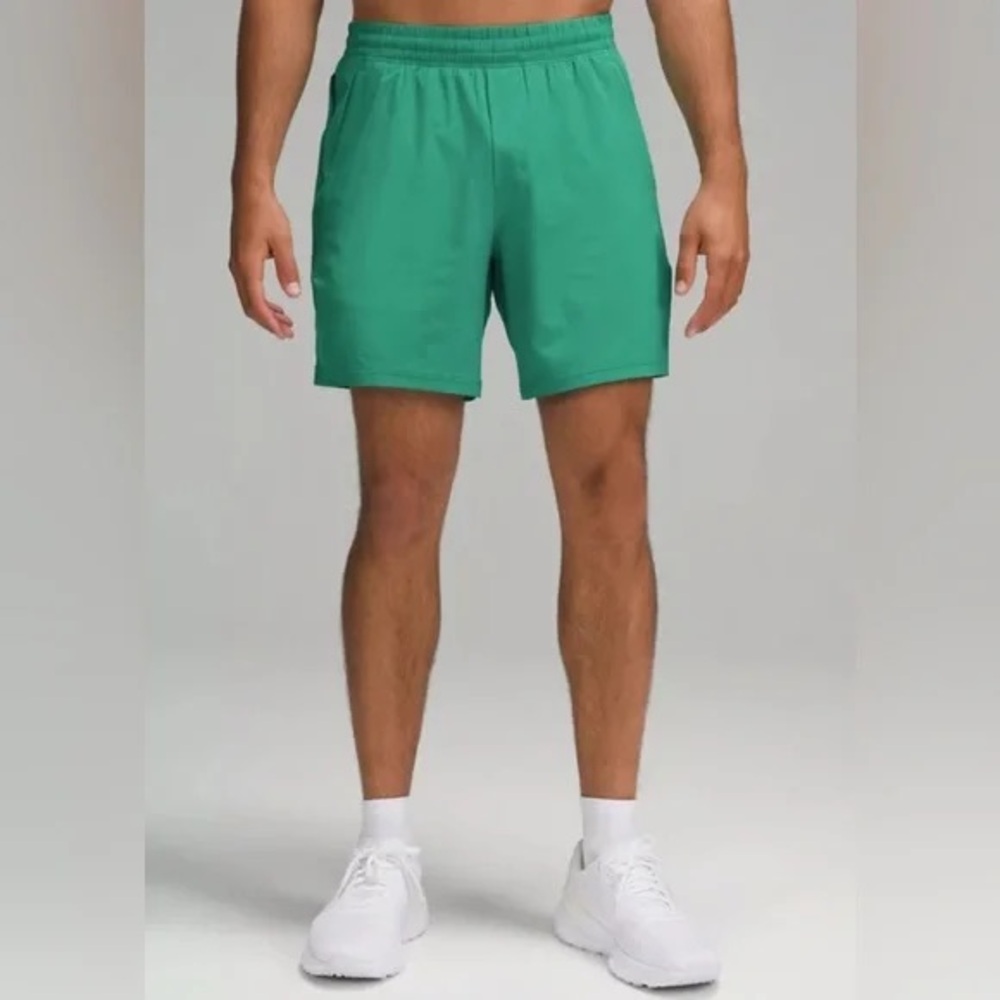 lululemon athletica Pace Breaker Linerless Short 7"